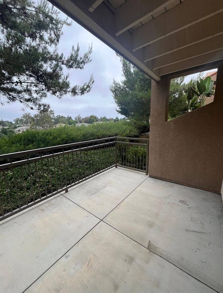 Room with private bath next to UCSD