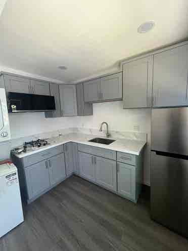 Fully Renovated ADU w/ Utilities