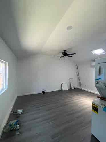 Fully Renovated ADU w/ Utilities