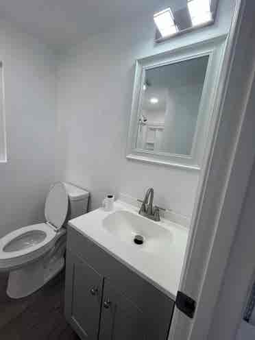 Fully Renovated ADU w/ Utilities