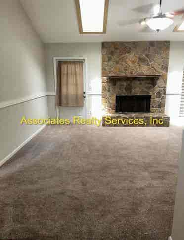 Need Roommate for  Move In