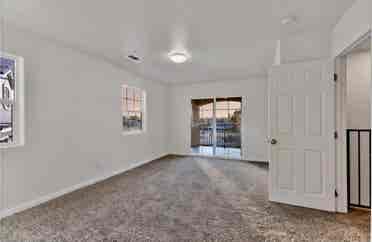 Master Suite Private Bathroom + Bal