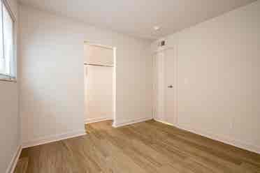 *URGENT, FEMALE ROOMATE NEEDED*
