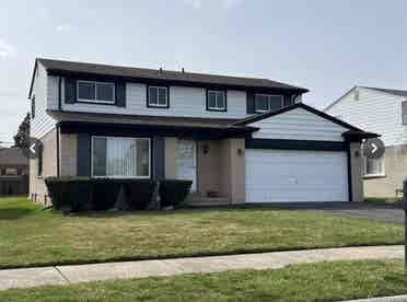 Looking for roommates