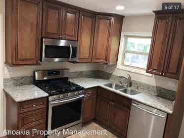 Room 4 Rent - Avaliable Aug 1st