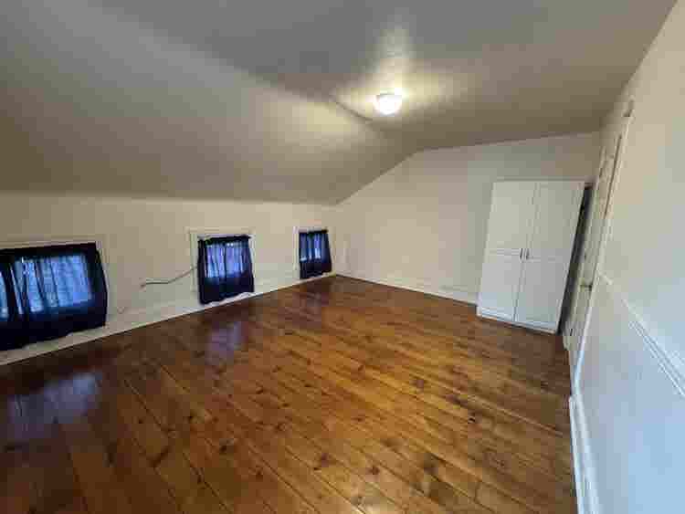 Large Private Room for Rent!