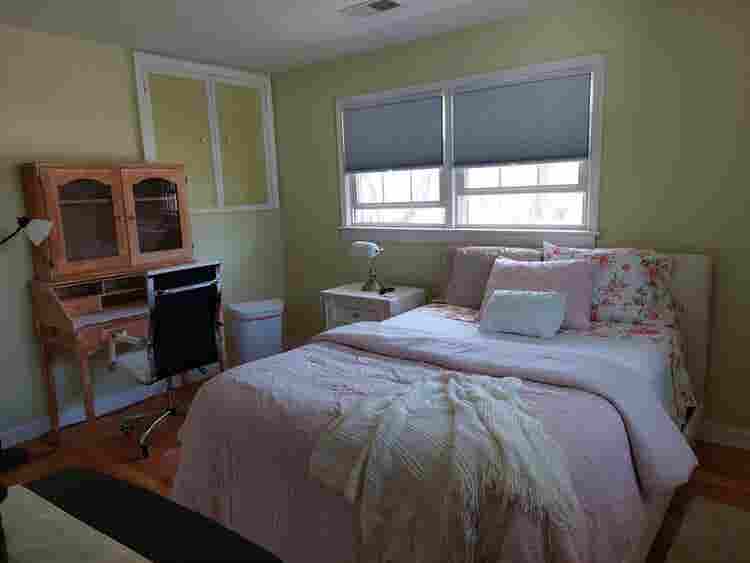 Room in large home avail. Oct. 1st.