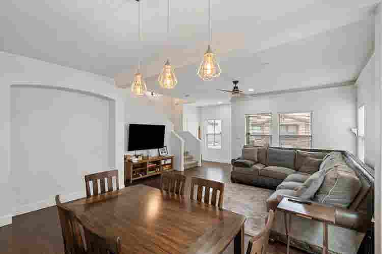 Room Available in Amazing Home