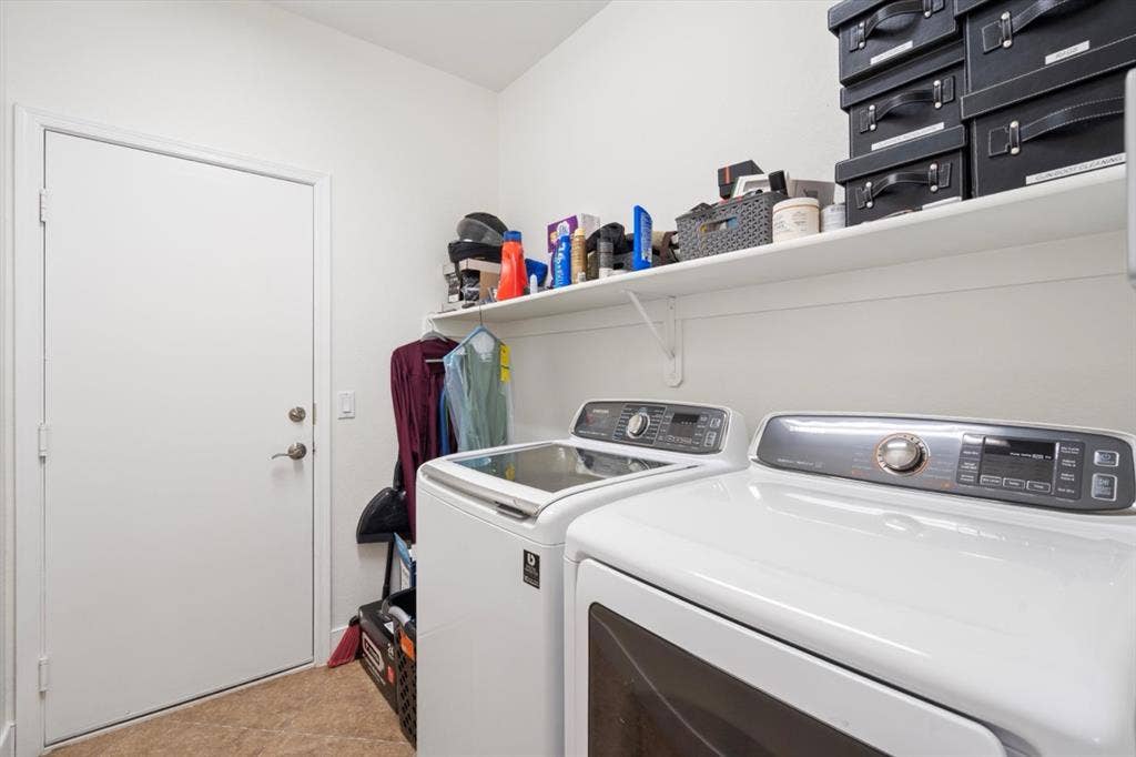 Room Available in Amazing Home