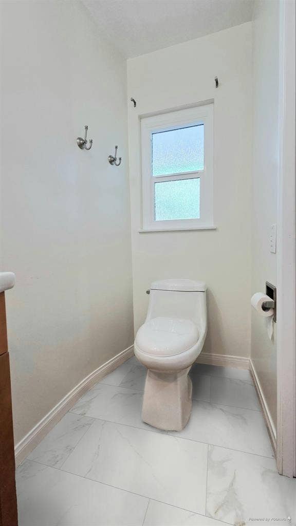 Private Room w/ Private Bath