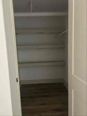 Renovated rooms, UTILITIES INCLUDED