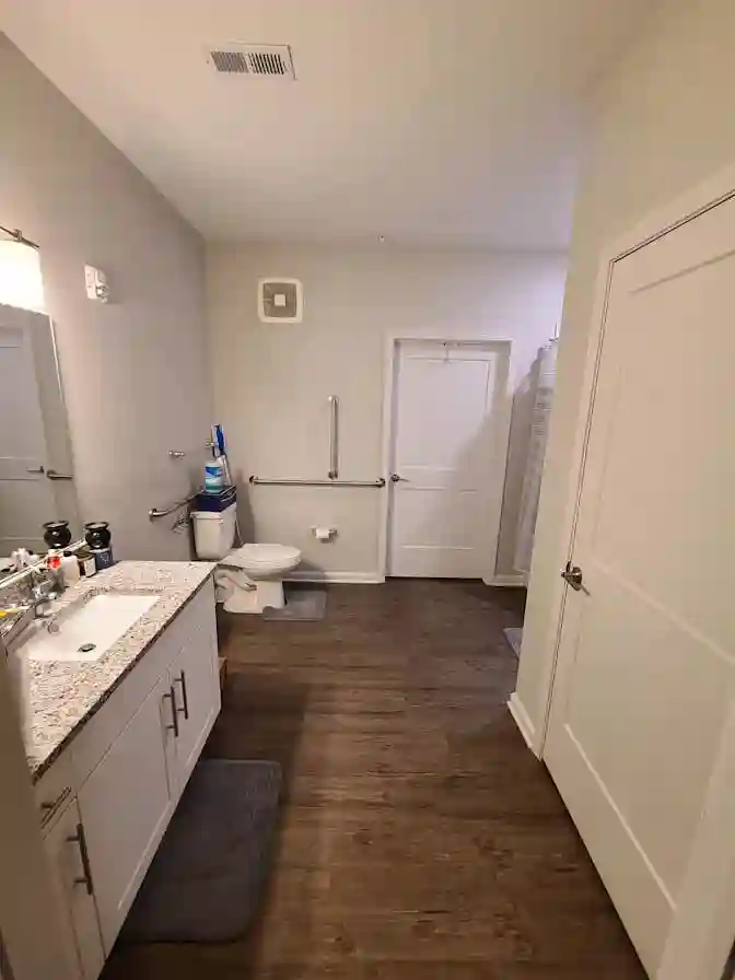 Room for Lease Transfer! ASAP