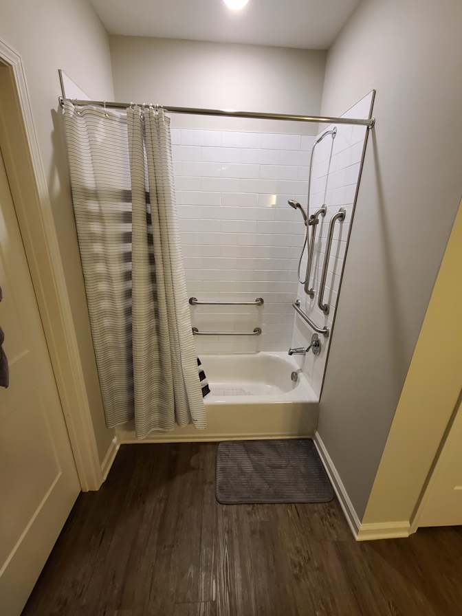 Room for Lease Transfer! ASAP