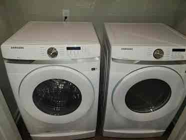 Room for Lease Transfer! ASAP