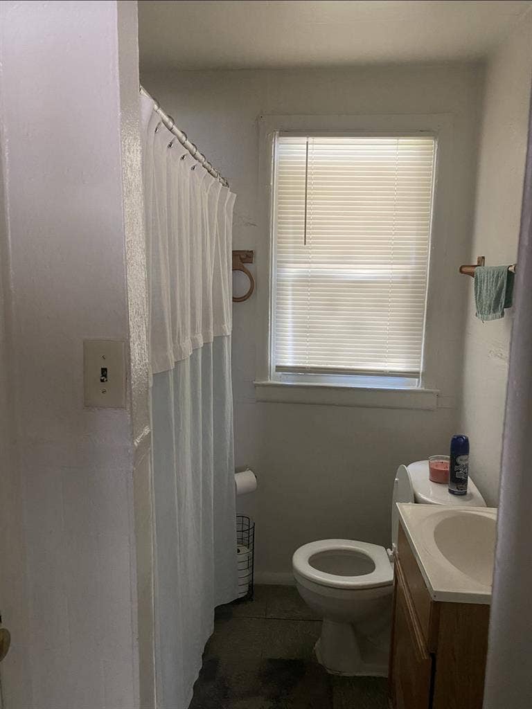 Spacious master bedroom