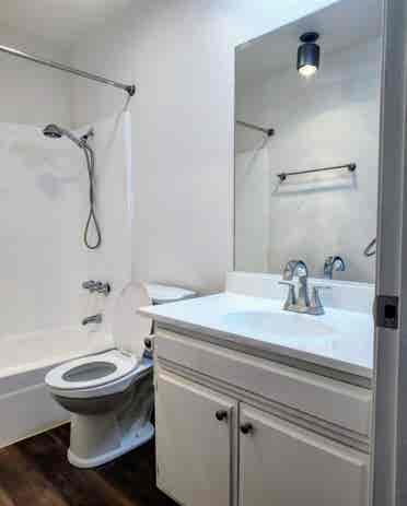 A Couple Looking for a roommate