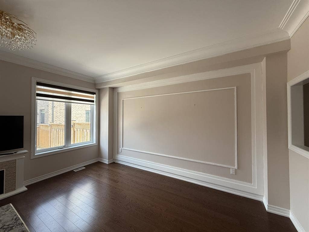 Townhome for rent in Bolton