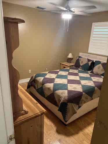 SUBLETT  ROOM RENTAL