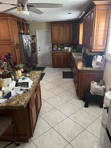 SUBLETT  ROOM RENTAL