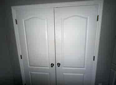 Looking for TWO roommates