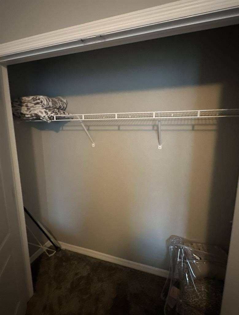 Looking for TWO roommates