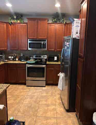 Looking for TWO roommates