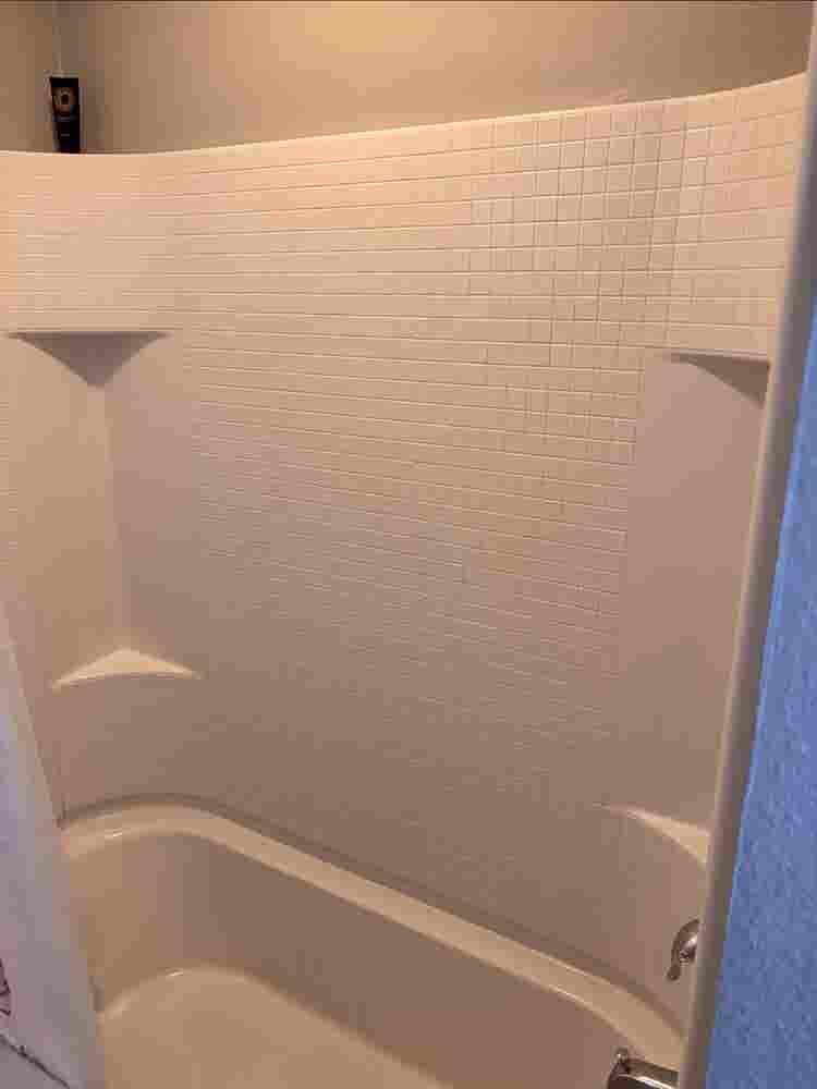 Looking for TWO roommates