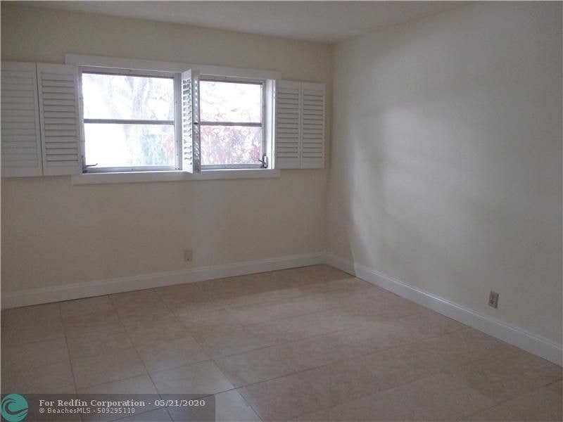 PRIVATE BEDROOM RENTAL