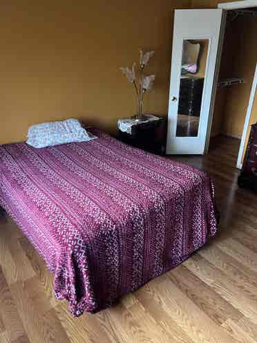 PRIVATE BEDROOM RENTAL