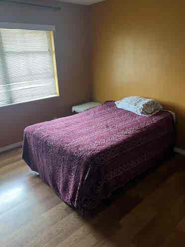 PRIVATE BEDROOM RENTAL