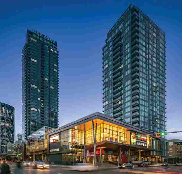 Looking for Roomate to share lease