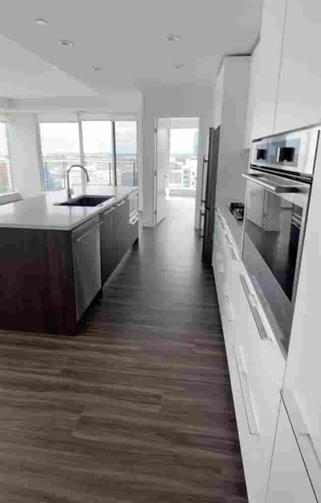 Looking for Roomate to share lease