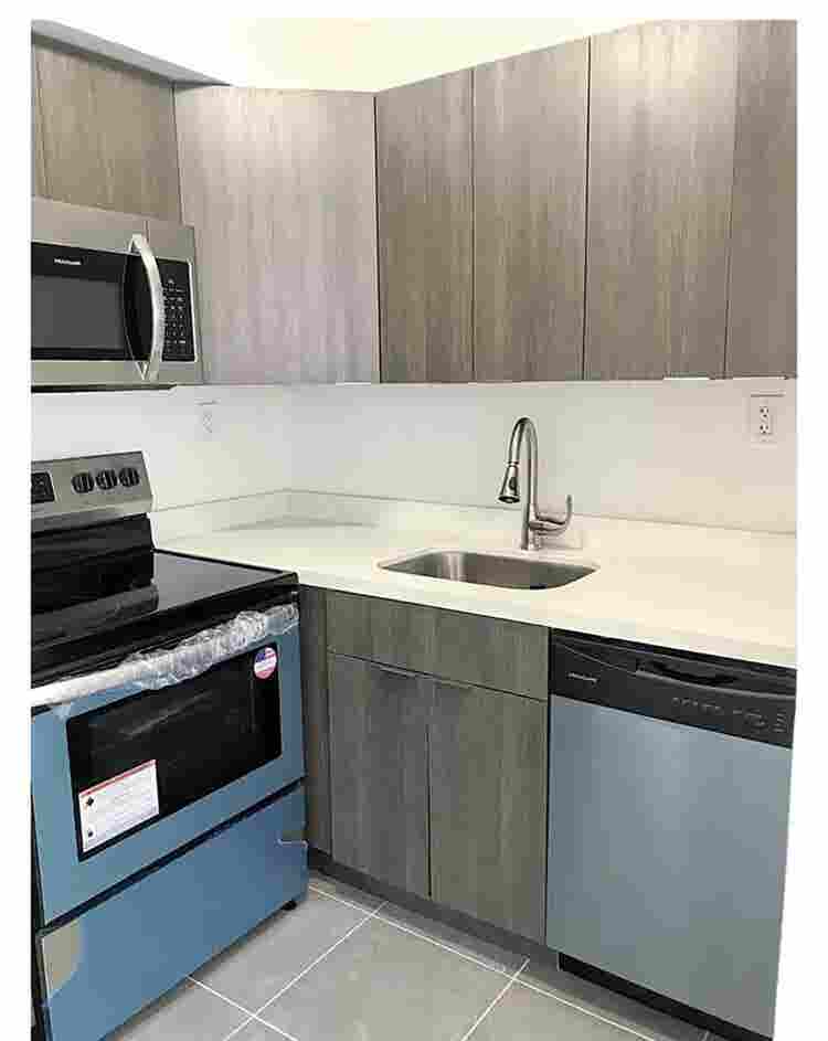 Bedroom for rent in north beach 📍