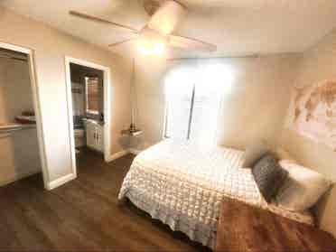 SUPER CLEAN HOUSE IN GOODYEAR