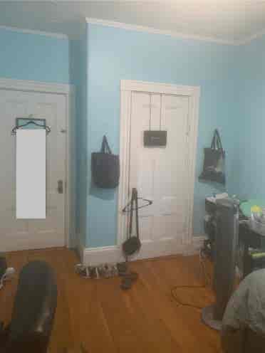 Female Seeking 2 Female Roommates