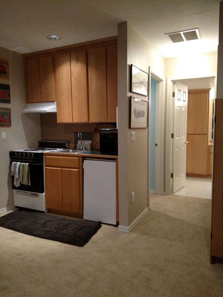 Classy & affordable. Near JBLM.