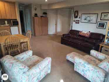 Classy & affordable. Near JBLM.