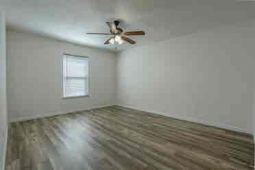 Private Room with Ensuite Bath