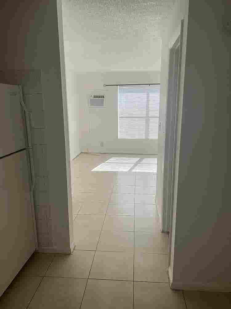 STUDIO FOR RENT