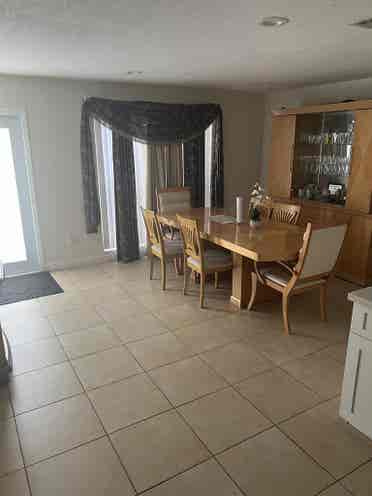 SUBLET AVAILABLE - PRIVATE BEDROOM