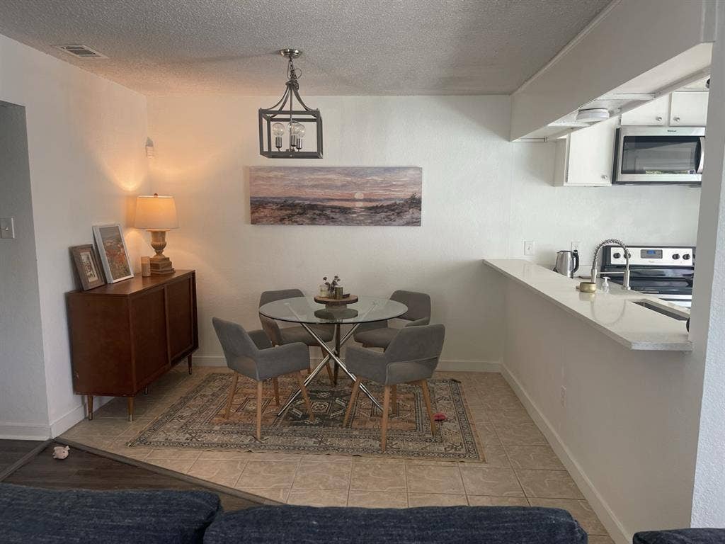 Peaceful room with private bathroom
