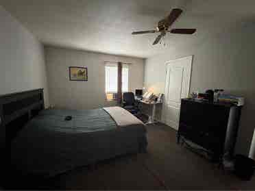 Room nearby USC, Downtown, and