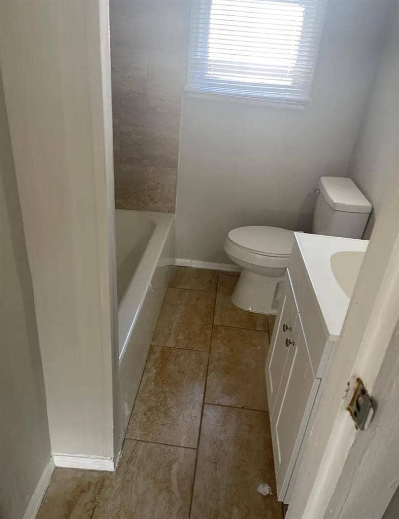 *
READY FOR IMMEDIATE MOVE-IN