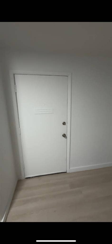 Master Bedroom for rent