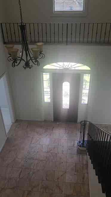 Huge Room and Private Bathroom