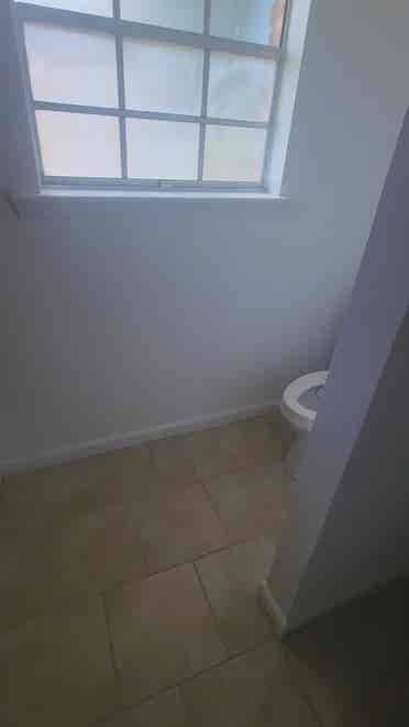 Huge Room and Private Bathroom