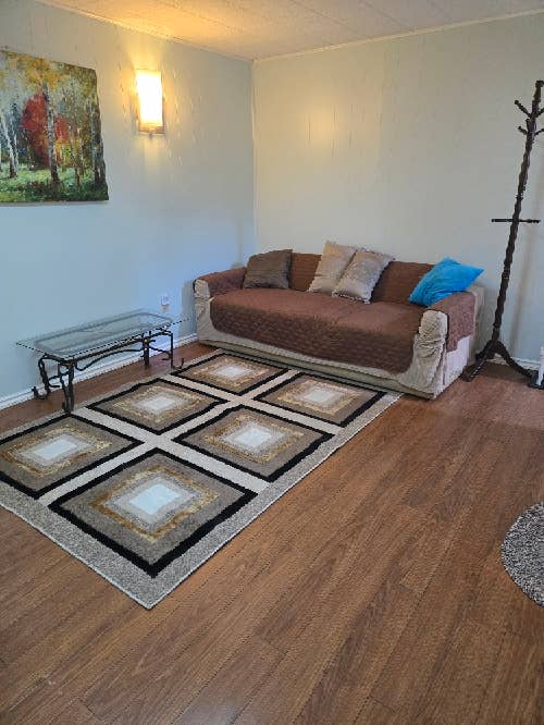 3 Furnished rooms for rent