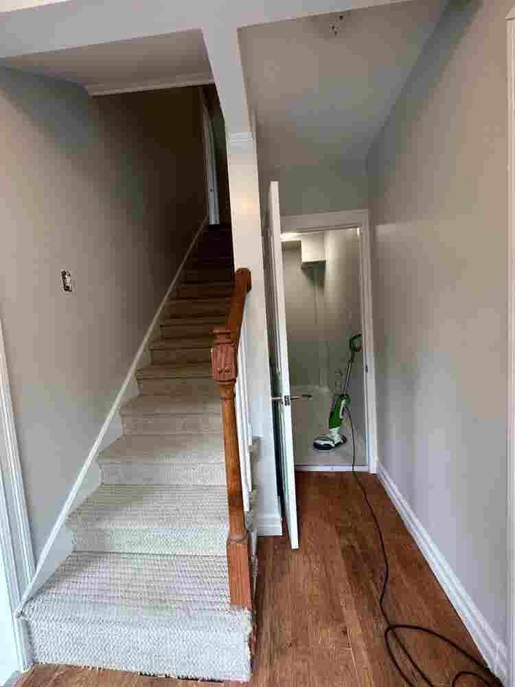 2 Private Room Available