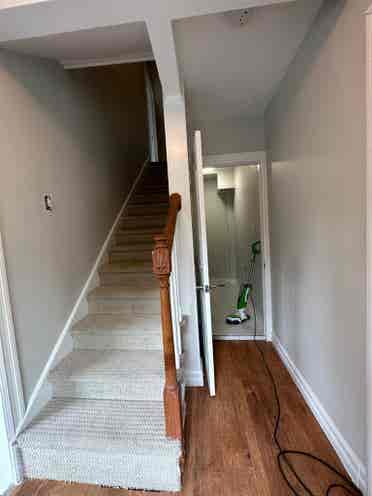 2 Private Room Available