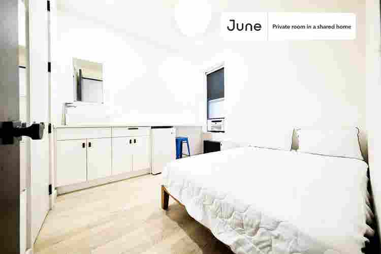 3 BR in New York City